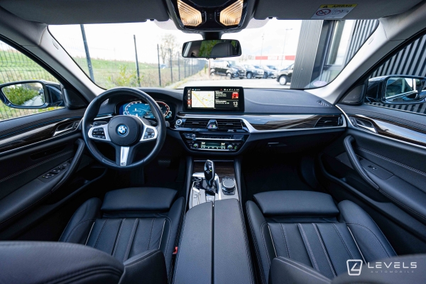 BMW Serie 530e Touring xDrive 292 Ch Luxury BVA8