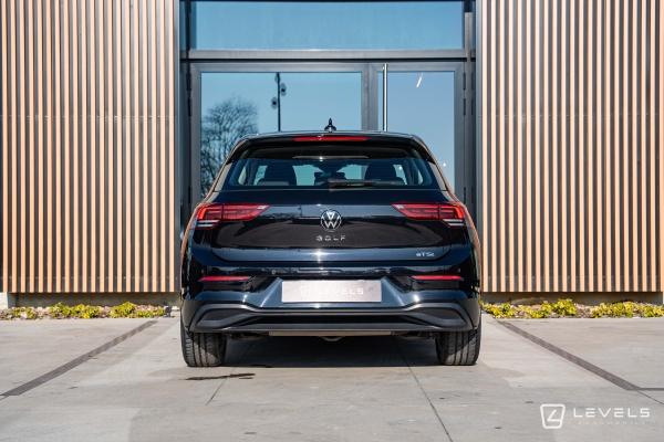  Volkswagen GOLF 8 eTSI 110 CH LIFE 1ST DSG7