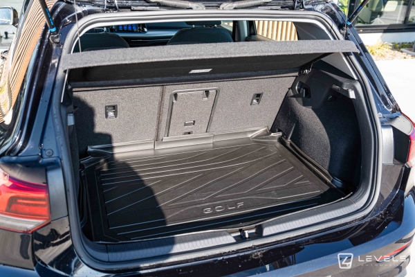  Volkswagen GOLF 8 eTSI 110 CH LIFE 1ST DSG7