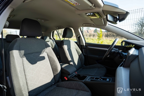  Volkswagen GOLF 8 eTSI 110 CH LIFE 1ST DSG7