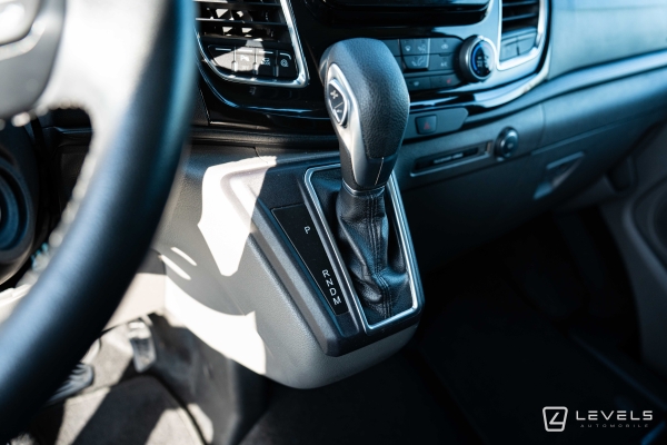 Utilitaire FORD TRANSIT CUSTOM L1H1 CABINE APPROFONDIE 5 PLACES 2.0 ECOBLUE 185 CH SPORT BVA6