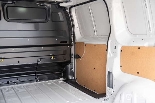 Utilitaire NOUVEAU PEUGEOT EXPERT M Fg 2.0 BLUEHDI 145CH S&S Pack Premium Connect BVA8