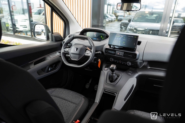 Utilitaire NOUVEAU PEUGEOT RIFTER 1.5 BLUEHDI 100CH ALLURE - 5 PLACES - 