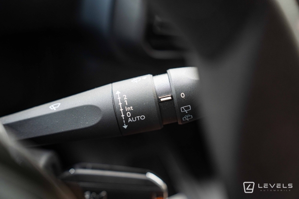 Utilitaire PEUGEOT RIFTER 1.5 BLUEHDI 100CH ALLURE - 5 PLACES - 