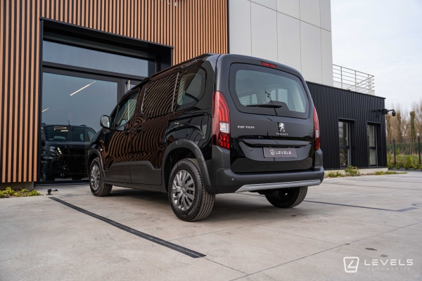 Utilitaire PEUGEOT RIFTER 1.5 BLUEHDI 100CH ALLURE - 5 PLACES - 