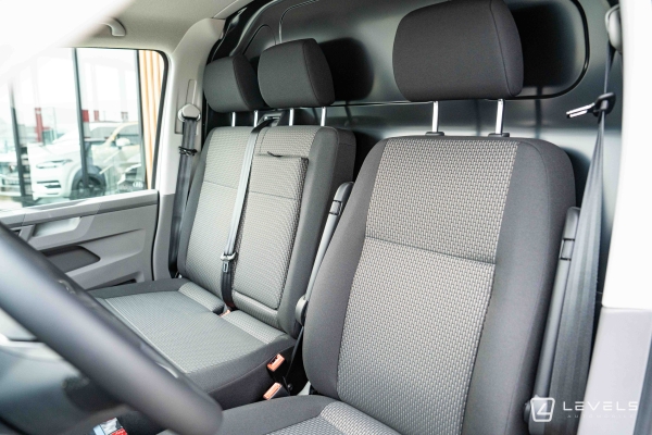 Utilitaire VOLKSWAGEN TRANSPORTER FOURGON T6 2.0 TDI 150 L1H1