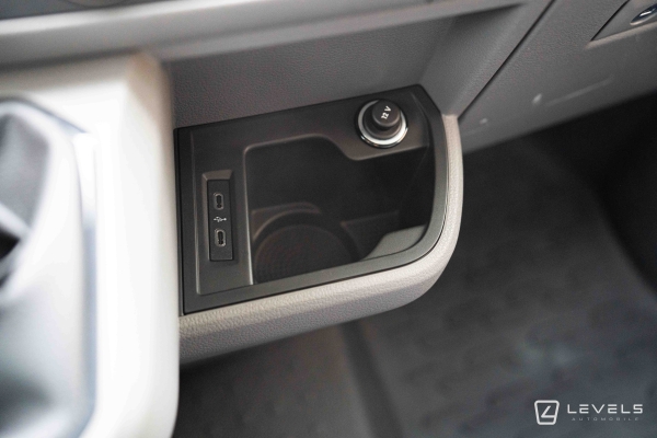 Utilitaire VOLKSWAGEN TRANSPORTER FOURGON T6 2.0 TDI 150 L1H1
