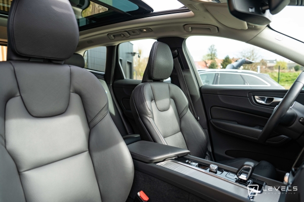  Volvo XC60 T6 253 + 145 ch Recharge GT8 Plus Style Dark