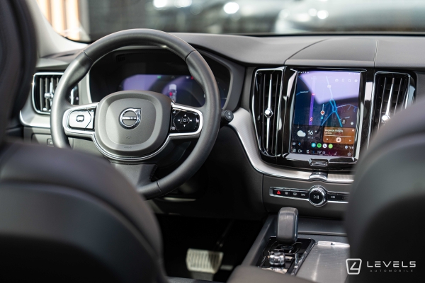  Volvo XC60 T6 253 + 145 ch Recharge GT8 Plus Style Dark