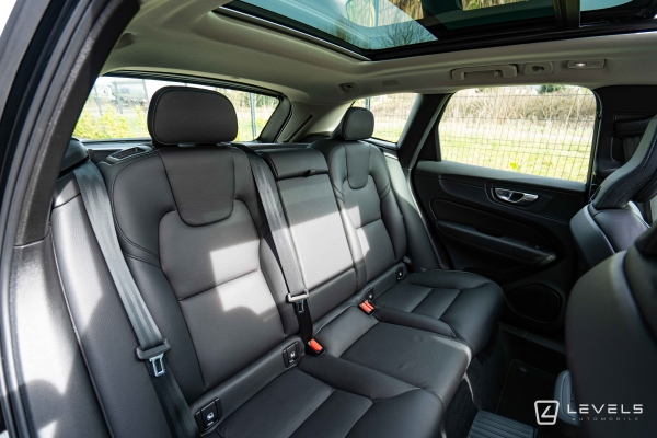  Volvo XC60 T6 253 + 145 ch Recharge GT8 Plus Style Dark