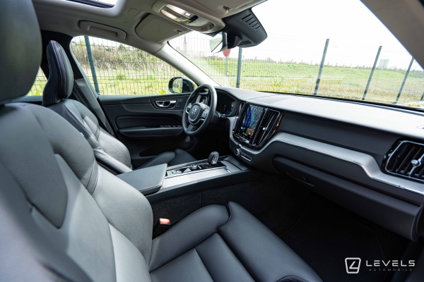  Volvo XC60 T6 253 + 145 ch Recharge GT8 Plus Style Dark