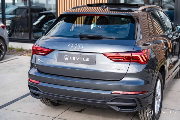 Audi Q3 45 TFSIe 245CH S-Line S TRONIC 6