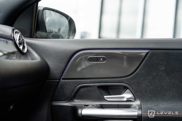 Mercedes GLA 250E AMG LINE 8G-DCT
