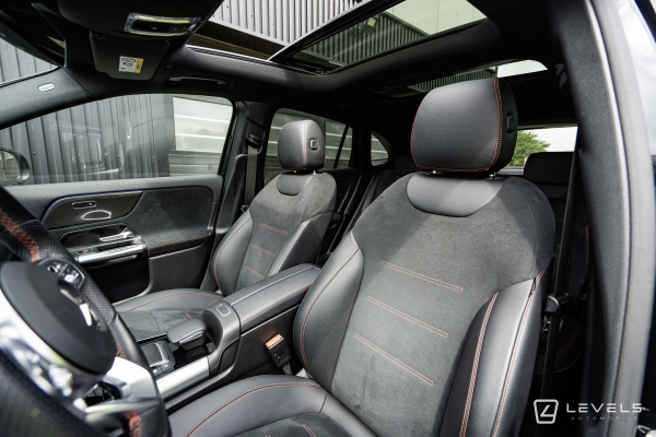 Mercedes GLA 250E AMG LINE 8G-DCT