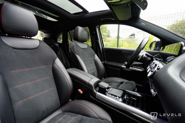 Mercedes GLA 250E AMG LINE 8G-DCT
