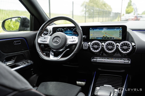 Mercedes GLA 250E AMG LINE 8G-DCT