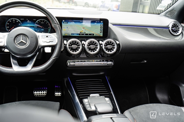 Mercedes GLA 250E AMG LINE 8G-DCT