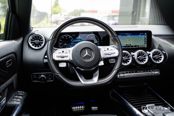 Mercedes GLA 250E AMG LINE 8G-DCT