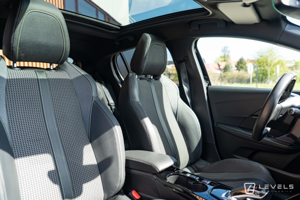 Peugeot e208 136ch GT Line Electrique