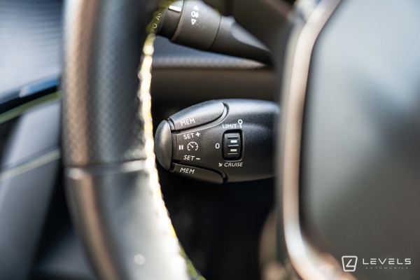 Peugeot e208 136ch GT Line Electrique