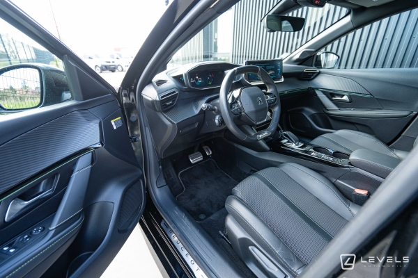 Peugeot e208 136ch GT Line Electrique