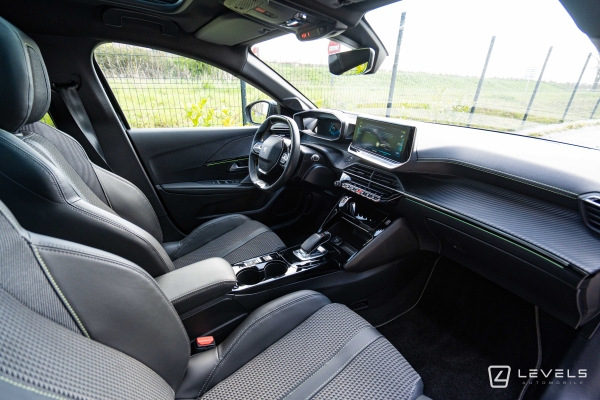 Peugeot e208 136ch GT Line Electrique