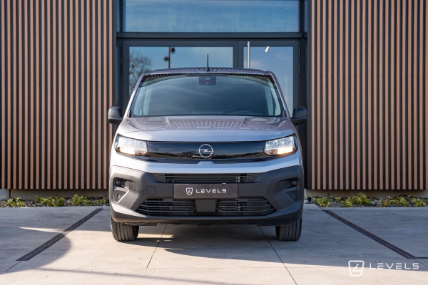 Utilitaire NOUVEAU OPEL COMBO M CARGO 130CH BVA8 - 2 PLACES - 