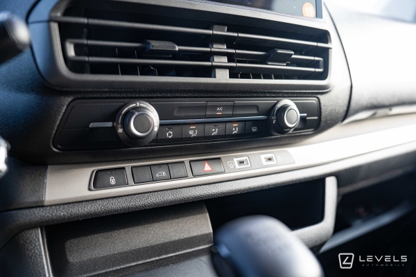 Utilitaire NOUVEAU PEUGEOT EXPERT 2.0 HDI 145 LONG 