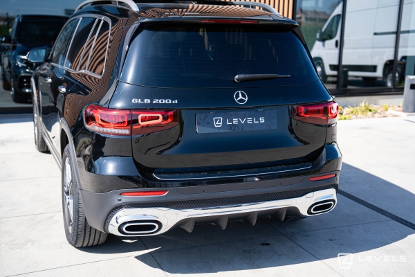 Mercedes GLB 200D 150ch AMG Line 7 places 8G-DCT