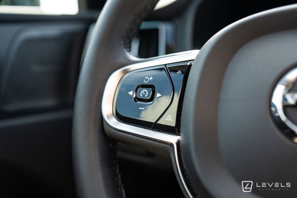  Volvo XC60 T6 253 + 145 ch Recharge Ultimate Style Dark