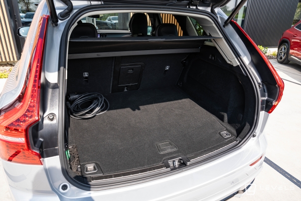  Volvo XC60 T6 253 + 145 ch Recharge Ultimate Style Dark