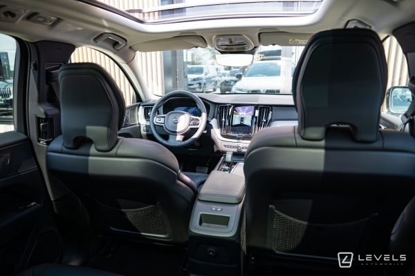  Volvo XC60 T6 253 + 145 ch Recharge Ultimate Style Dark