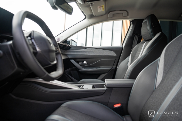 Peugeot 308 Allure Pack 130 Ch BVA