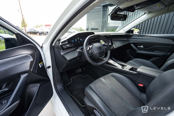 Peugeot 308 Allure Pack 130 Ch BVA
