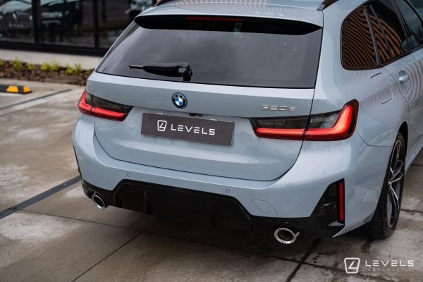 BMW SERIE 320e TOURING 204Ch M Sport