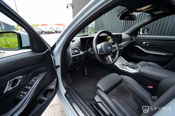 BMW SERIE 320e TOURING 204Ch M Sport