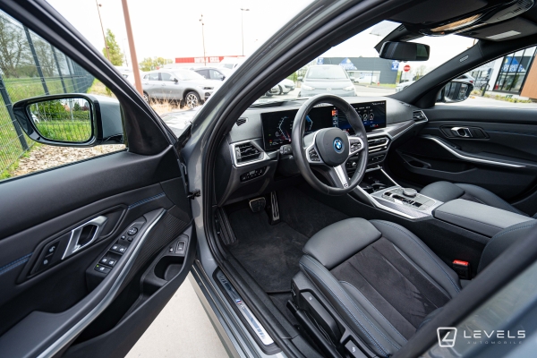 BMW SERIE 320e TOURING 204Ch M Sport