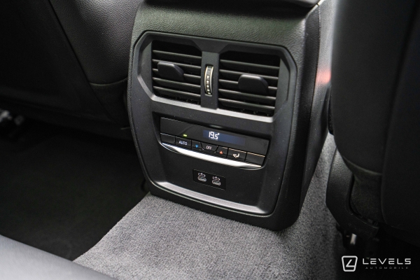 BMW SERIE 320e TOURING 204Ch M Sport