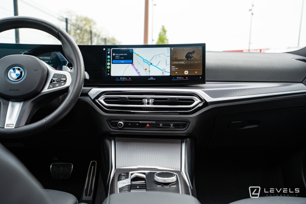 BMW SERIE 320e TOURING 204Ch M Sport