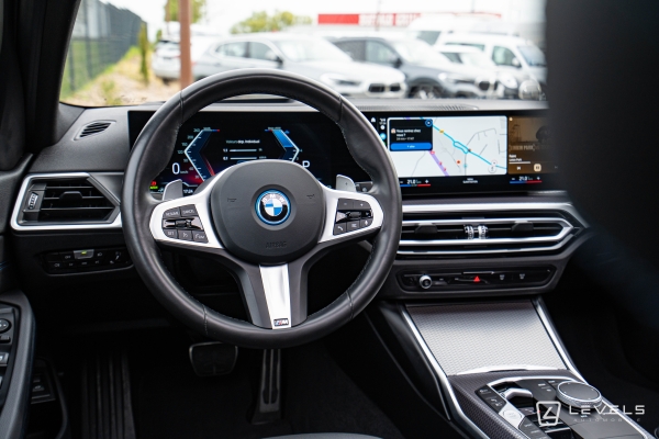 BMW SERIE 320e TOURING 204Ch M Sport