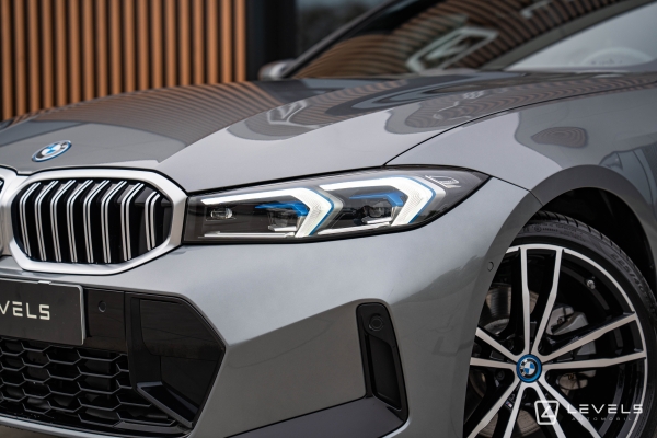 BMW SERIE 320e TOURING 204Ch M Sport