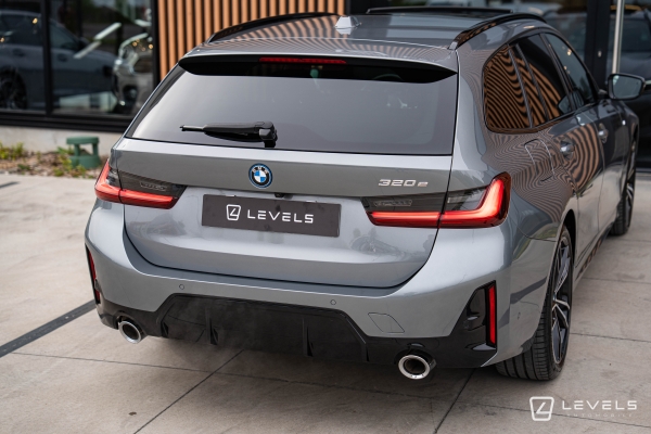 BMW SERIE 320e TOURING 204Ch M Sport