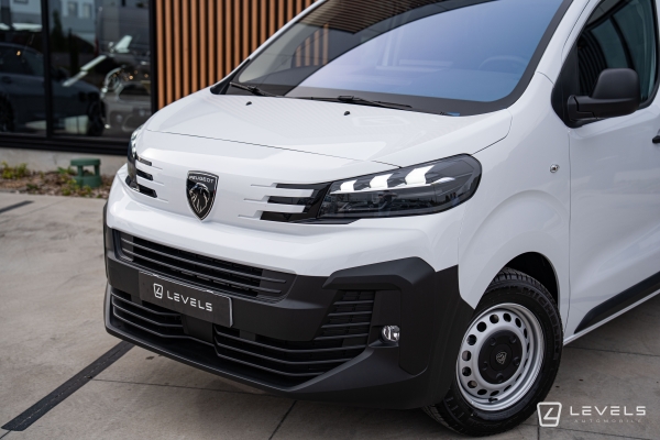 Utilitaire NOUVEAU PEUGEOT EXPERT M Fg 2.0 BLUEHDI 145CH  Pack Premium Connect BVA8