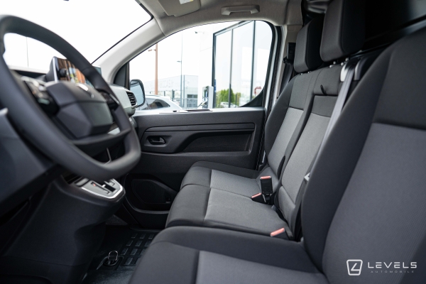 Utilitaire NOUVEAU PEUGEOT EXPERT M Fg 2.0 BLUEHDI 145CH  Pack Premium Connect BVA8
