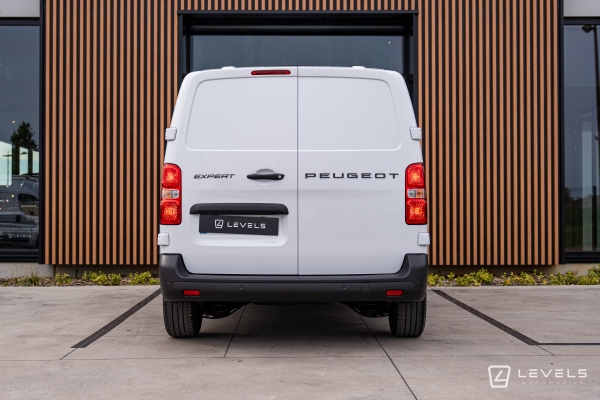 Utilitaire NOUVEAU PEUGEOT EXPERT M Fg 2.0 BLUEHDI 145CH  Pack Premium Connect BVA8