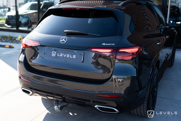 Mercedes GLC 300E AMG Line 4MATIC 