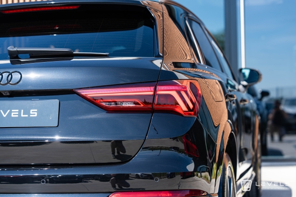 Audi Q3 45 TFSIe 245CH S-Line S TRONIC