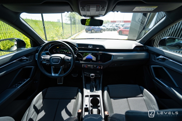 Audi Q3 45 TFSIe 245CH S-Line S TRONIC