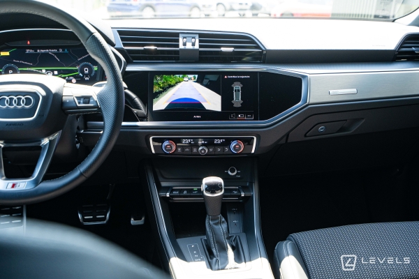 Audi Q3 45 TFSIe 245CH S-Line S TRONIC