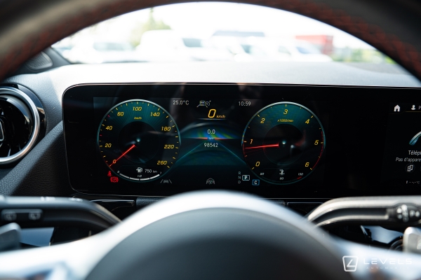 Mercedes GLA 200D 150ch AMG Line 8G-DCT